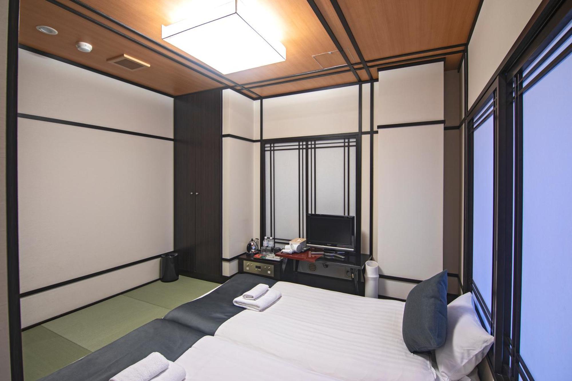 Wonz Hotel Self-Check-In Ōsaka Exterior foto