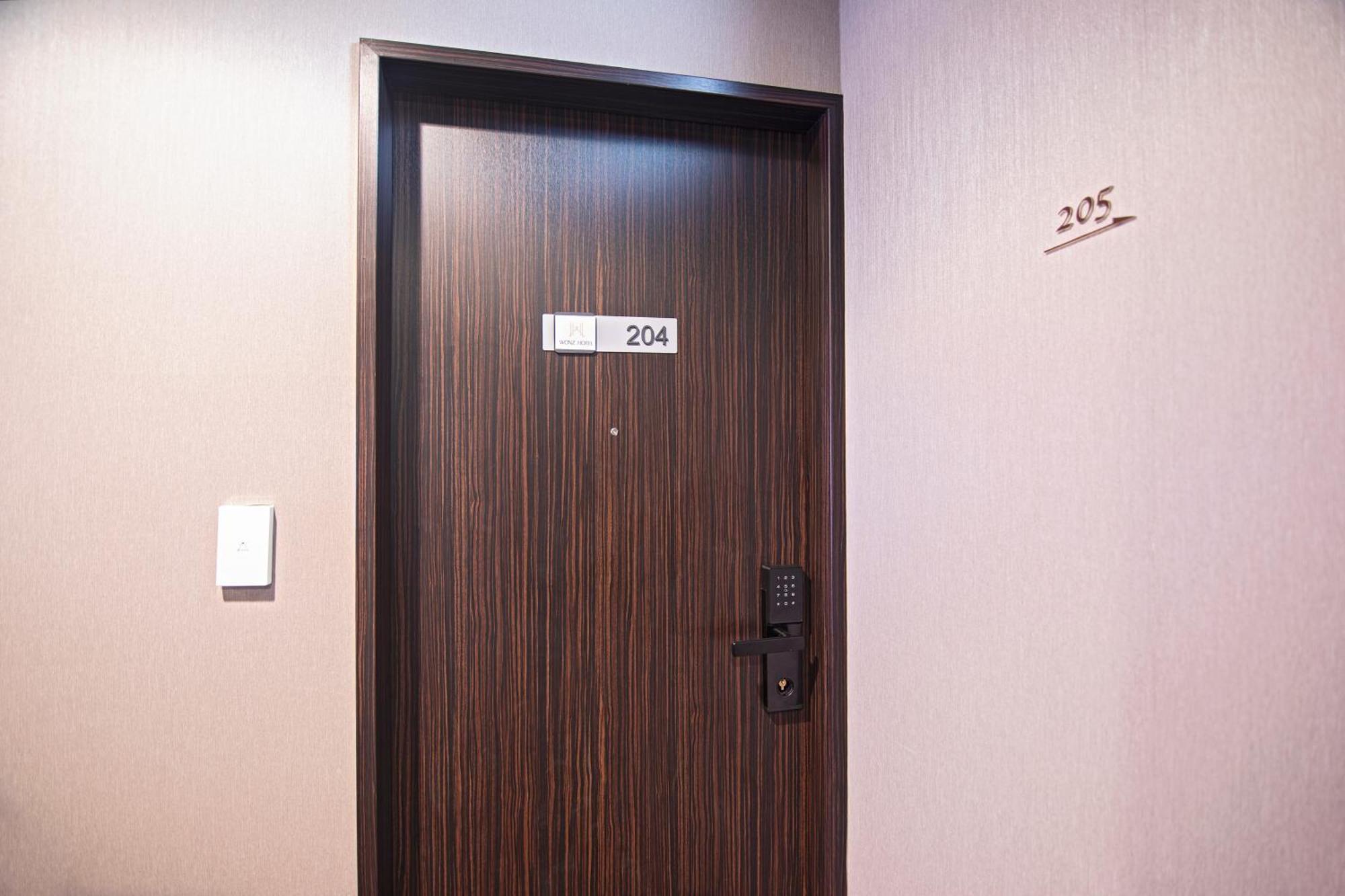 Wonz Hotel Self-Check-In Ōsaka Exterior foto